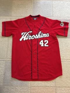 広島カープ ユニフォームのサムネイル