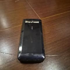 au CA003 折りたたみ携帯電話 本体のサムネイル