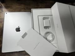 iPad 10.2インチ 第8世代 32GB シルバー MYLA2J/Aのサムネイル