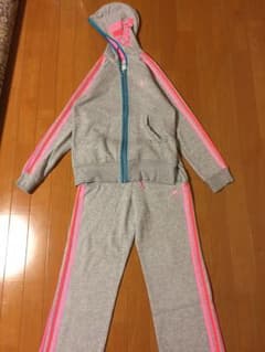 adidasトラックジャケット セットアップのサムネイル