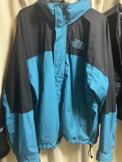 THE NORTH FACE マウンテンパーカーのサムネイル