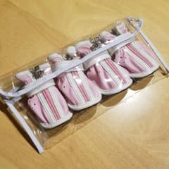 新品犬用シューズのサムネイル