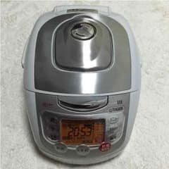 値下げ     TIGER IH 炊飯器 JKG-G型のサムネイル