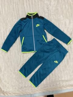 NIKE ジャージセット グリーン　100cmのサムネイル