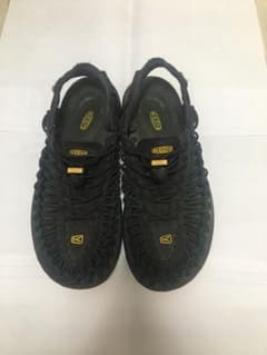 KEEN 黒 サンダルのサムネイル