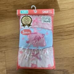 ショーツ　120サイズのサムネイル