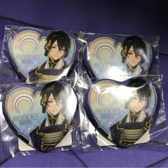 刀剣乱舞 ハート缶バッジ三日月のサムネイル