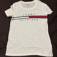 TOMMY HILFIGER◡̈⃝✩‧₊Tシャツ　レディース　XSサイズのサムネイル