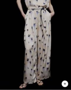 ura様 新品タグ付き CLARA SATIN TUCK PANTS S - メルカリ