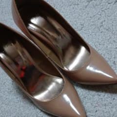 Rady ベージュ パンプス Mサイズのサムネイル