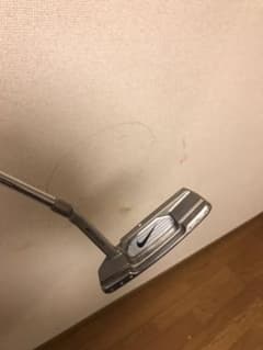 ナイキ　パターのサムネイル