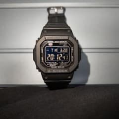 G-SHOCK　美品　GW-M5610U-1BJF ブラックのサムネイル