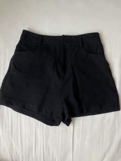 ハイウエスト ショートパンツ ブラックのサムネイル