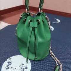 専用です。　ザラ　ショルダーバッグ　グリーンのサムネイル