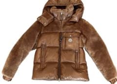 MONCLER ダウンジャケットのサムネイル