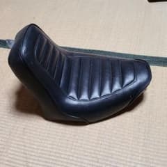 ハーレー　ソフテイル　シートのサムネイル