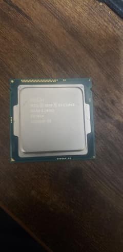 CPU Intel XEON E3 1220v3のサムネイル