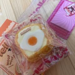 Mellojoy 目玉焼きトースト スクイーズのサムネイル