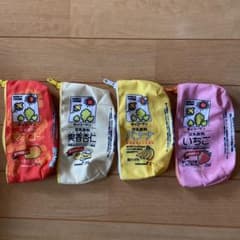 ガチャガチャ　キッコーマン豆乳　ポーチ4種類のサムネイル