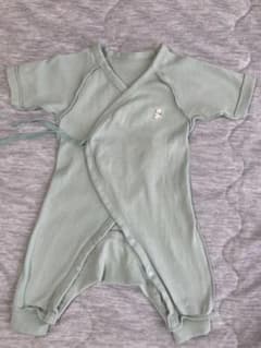 tina様専用ファミリア　60サイズ　ロンパースのサムネイル