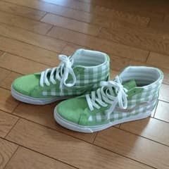 新品、未使用☆MADスニーカーのサムネイル