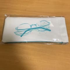 乃木坂 ペンケースのサムネイル