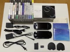 PSP 본체 2대와 게임 소프트 세트
