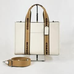 COACH コーチ スミストートバッグ 2WAY ホワイト A4可のサムネイル