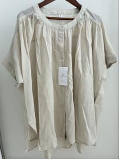 2XL(3L)新品 ベージュ 半袖ブラウス シャツのサムネイル