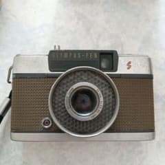 Olympus Pen S 필름 카메라