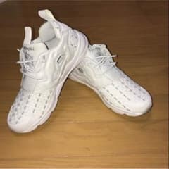 Reebok スニーカーのサムネイル