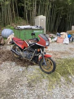 VF750F部品取り一台のサムネイル