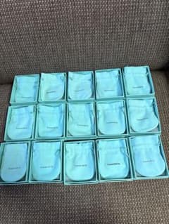 国内旧型 中古品ティファニー空箱　巾着15セット 国内旧型 中古品ティファニー空箱 巾着15セット - メルカリ