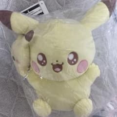 피카츄 봉제인형