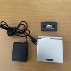任天堂 ゲームボーイアドバンスSP ソフト1つ付きのサムネイル