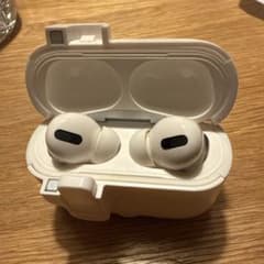 ワイヤレスイヤホン 本体（ケース付）のサムネイル