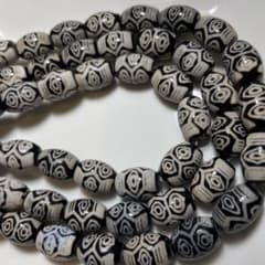 8035] 天然石 龍眼天珠 ブラック 約10*14mm 1連 25個 - メルカリ