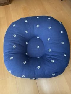ネイビーとグレー　ラブツリー　クッション　洗い替えありのサムネイル