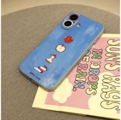 iPhone17用ソフトケース 超軽量リンゴイラストデザイン　ブルーのサムネイル