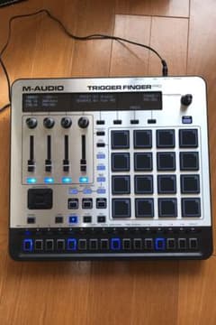 M-AUDIO TRIGGER FINGER PROのサムネイル