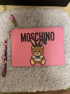 MOSCHINO ピンク ポーチ プレイボーイ - メルカリ
