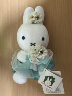 ミッフィースタイル　バースデー　ぬいぐるみのサムネイル