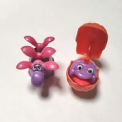 キンダーサプライズ　おまけのサムネイル
