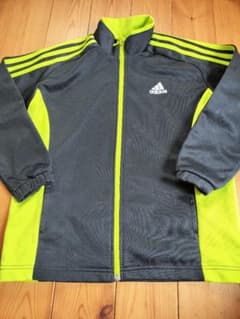 ◤adidas◢ジャージ◤140cm◢のサムネイル