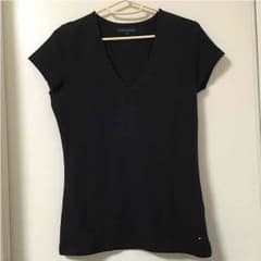 （土日限定価格♡）TOMMY HILFIGER Tシャツのサムネイル