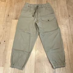 UNIQLO U ワイドフィットジョガー ベージュ Mサイズ