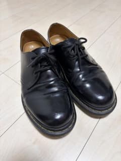ドクターマーチン　Dr. Martens 3ホールのサムネイル