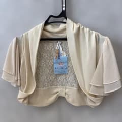 【美品】セシルマクビー パーティーボレロ 結婚式 お呼ばれ ベージュ 9号のサムネイル