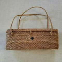 カゴバッグのサムネイル
