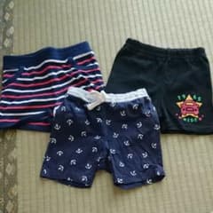 ショートパンツ 80㎝ ３枚セットのサムネイル